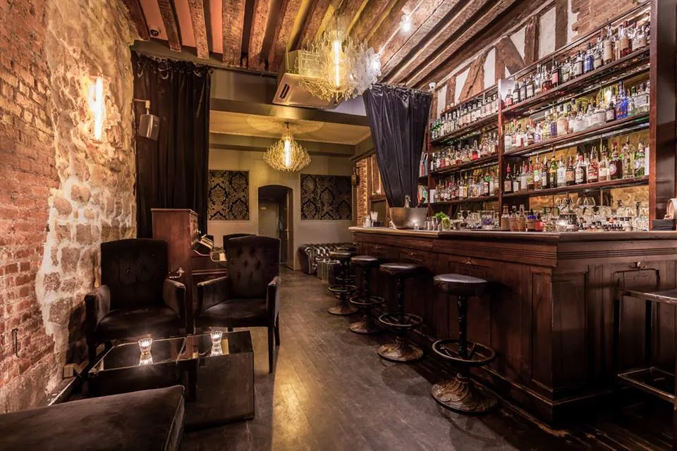 Experimental Cocktail Club — Paris