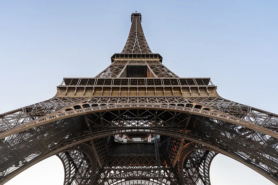 Eyfel Kulesi (Tour Eiffel) — Paris